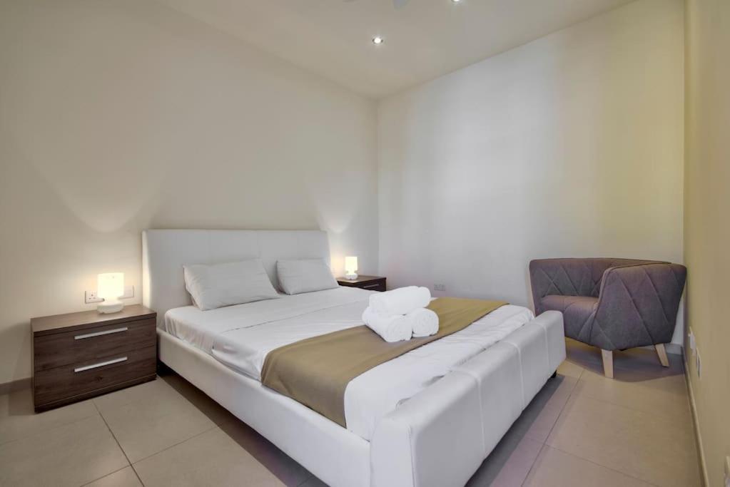 Vallettastay - Lucky Star Two Bedroom Apartment 303 Εξωτερικό φωτογραφία